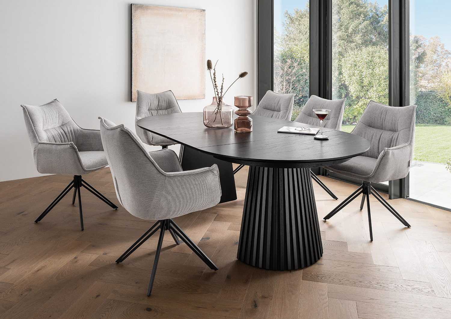 Indoormöbelset Diningsessel Ginosa light grey & Tisch Andria oval Black Oak ausziehbar