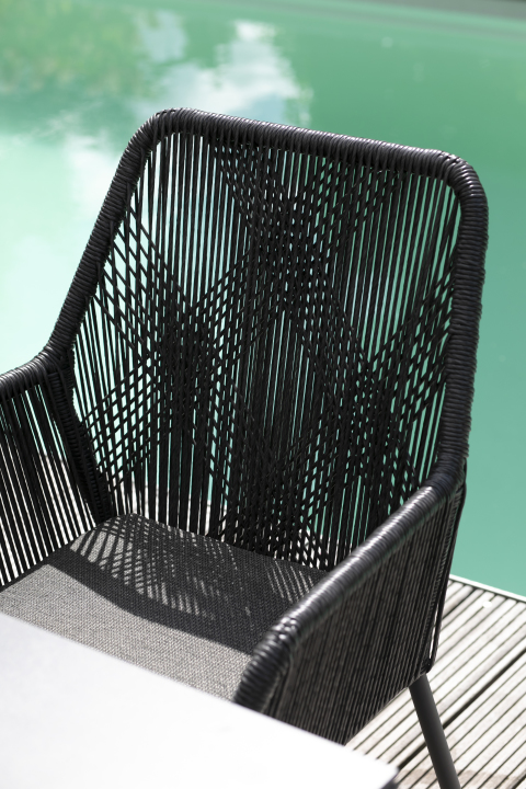40781_81038_Livingston_Tisch_200x90cm_dark-grey_Adora_Diningsessel_PE_twisted-light-coral