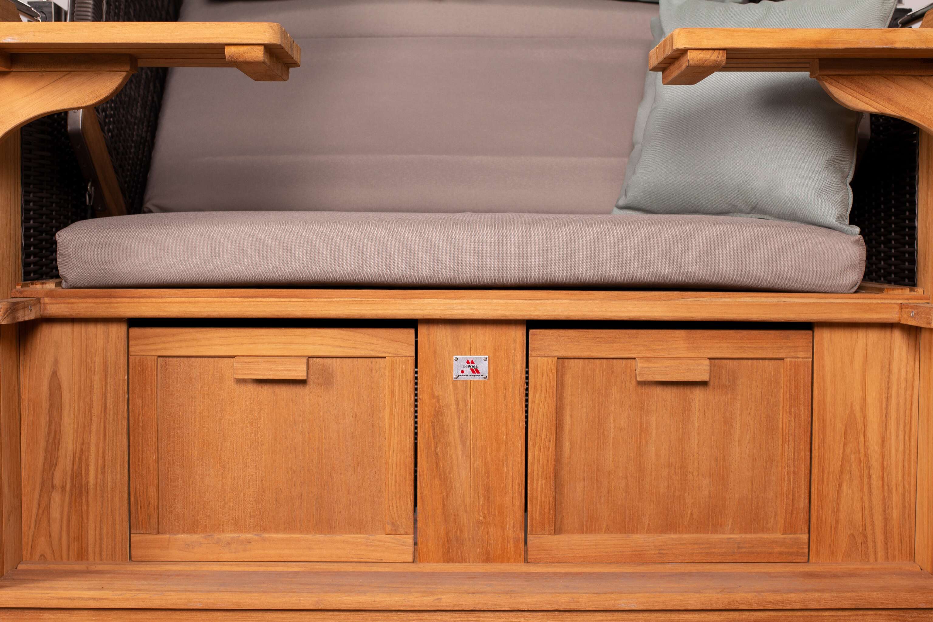 4240008T_deVries_PURE_Friesland_Sylt_XL_PE_stone_grey_Des_483 _6_