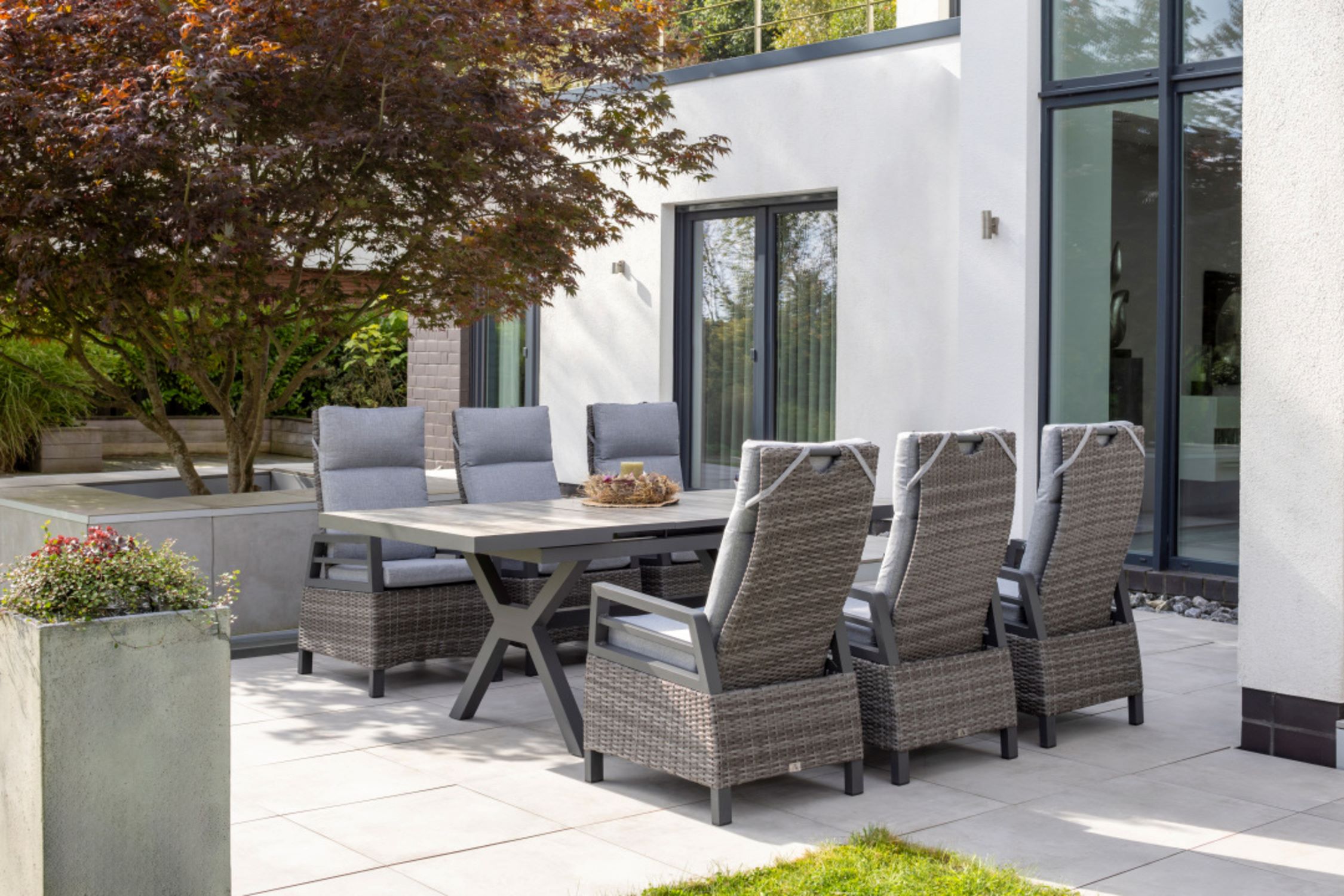 40585_40717-V1_6er-Gruppe_Montana_Ausziehtisch_160-210x100cm_oak_Montana_Dining_Relaxsessel_8mm_dark-grey _8_