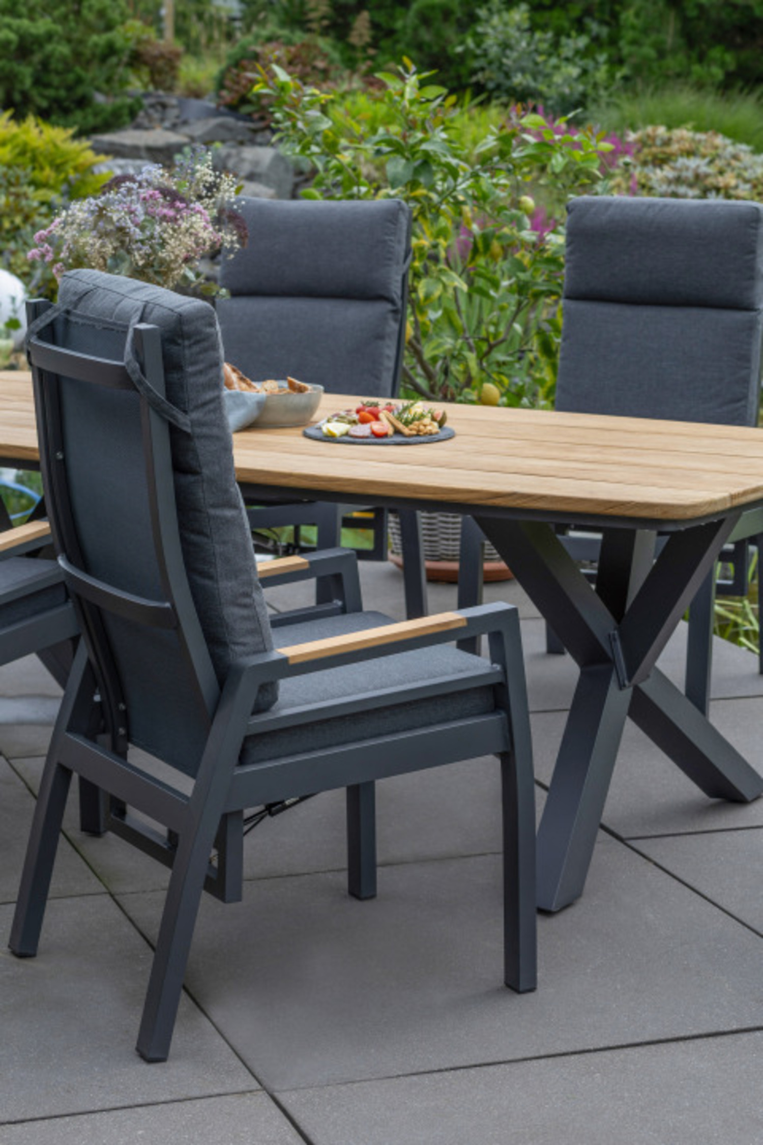 69332C_40726-V2_Vernier_Tisch_220x100cm_Montana_Dining_Relaxsessel_Aluminium_Textilene